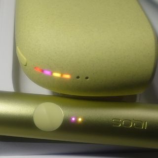 アイコス(IQOS)の★LEDカスタム　イルマ　ブライト×レインボー★新品・未登録(タバコグッズ)