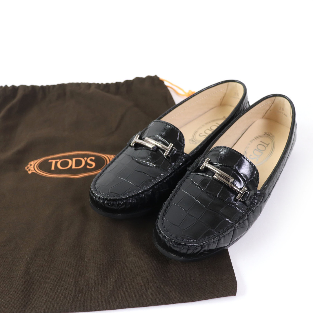 美品☆TOD’S トッズ レザー ダブルTビット金具付 クロコ型押し ドライビングシューズ ローファー ブラック 36 保存袋付き イタリア製 レディース レディースの靴/シューズ(ローファー/革靴)の商品写真