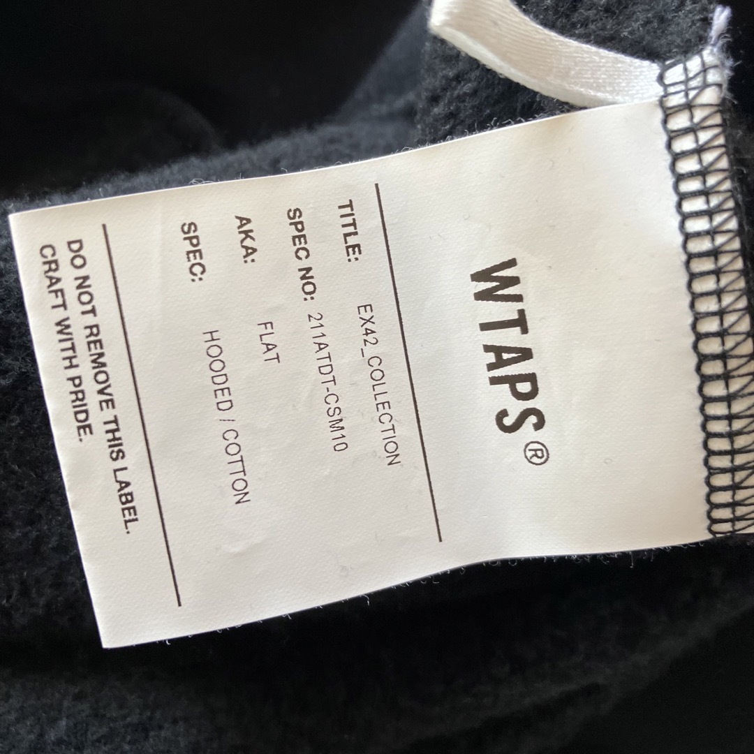 W)taps(ダブルタップス)のWTAPS ダブルタップス FLAT HOODED 刺繍ロゴ スウェットパーカー メンズのトップス(パーカー)の商品写真