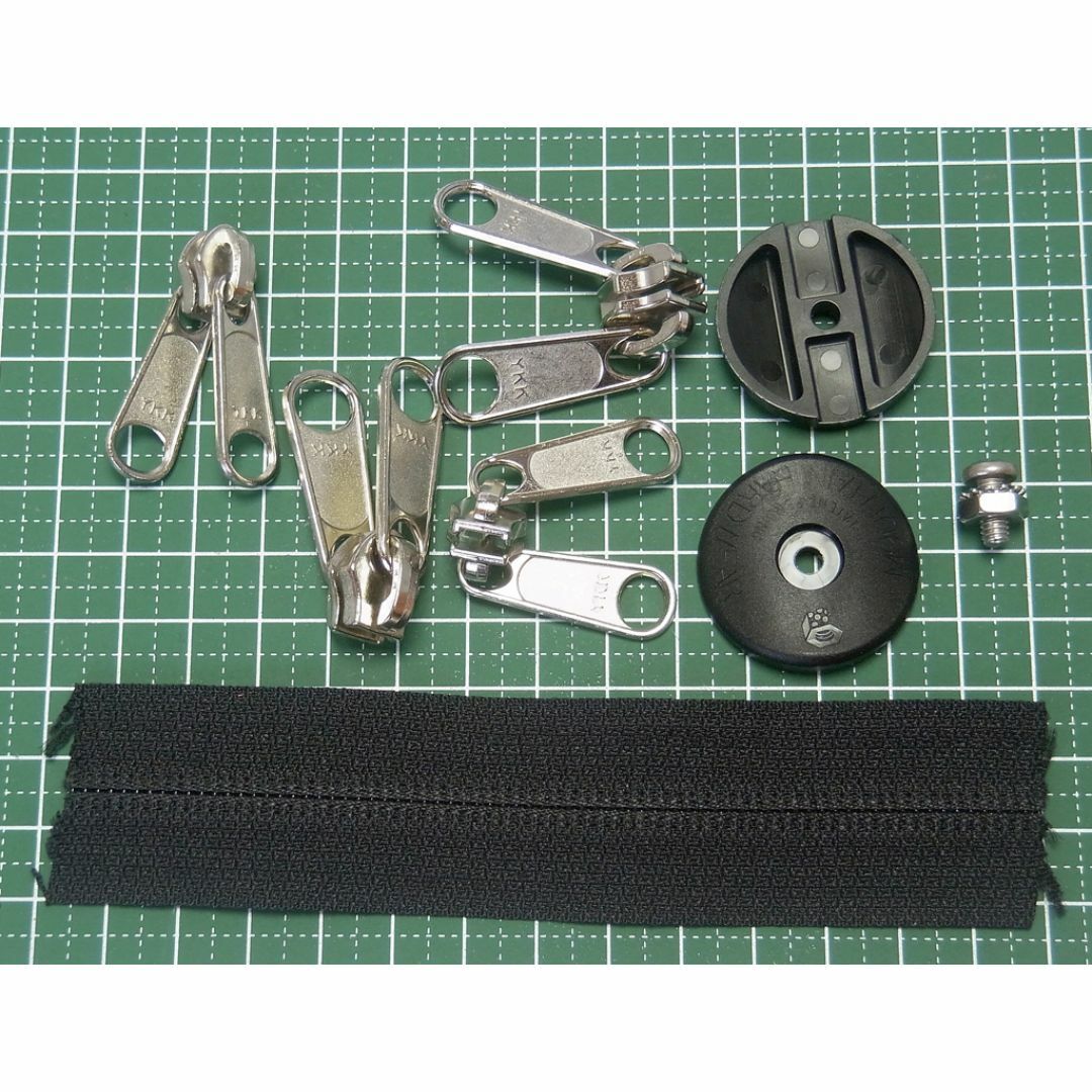 MOUNTAIN HARDWEAR(マウンテンハードウェア)のファスナー補修用キット 「Zipper Repair Clamp」 スポーツ/アウトドアのアウトドア(テント/タープ)の商品写真