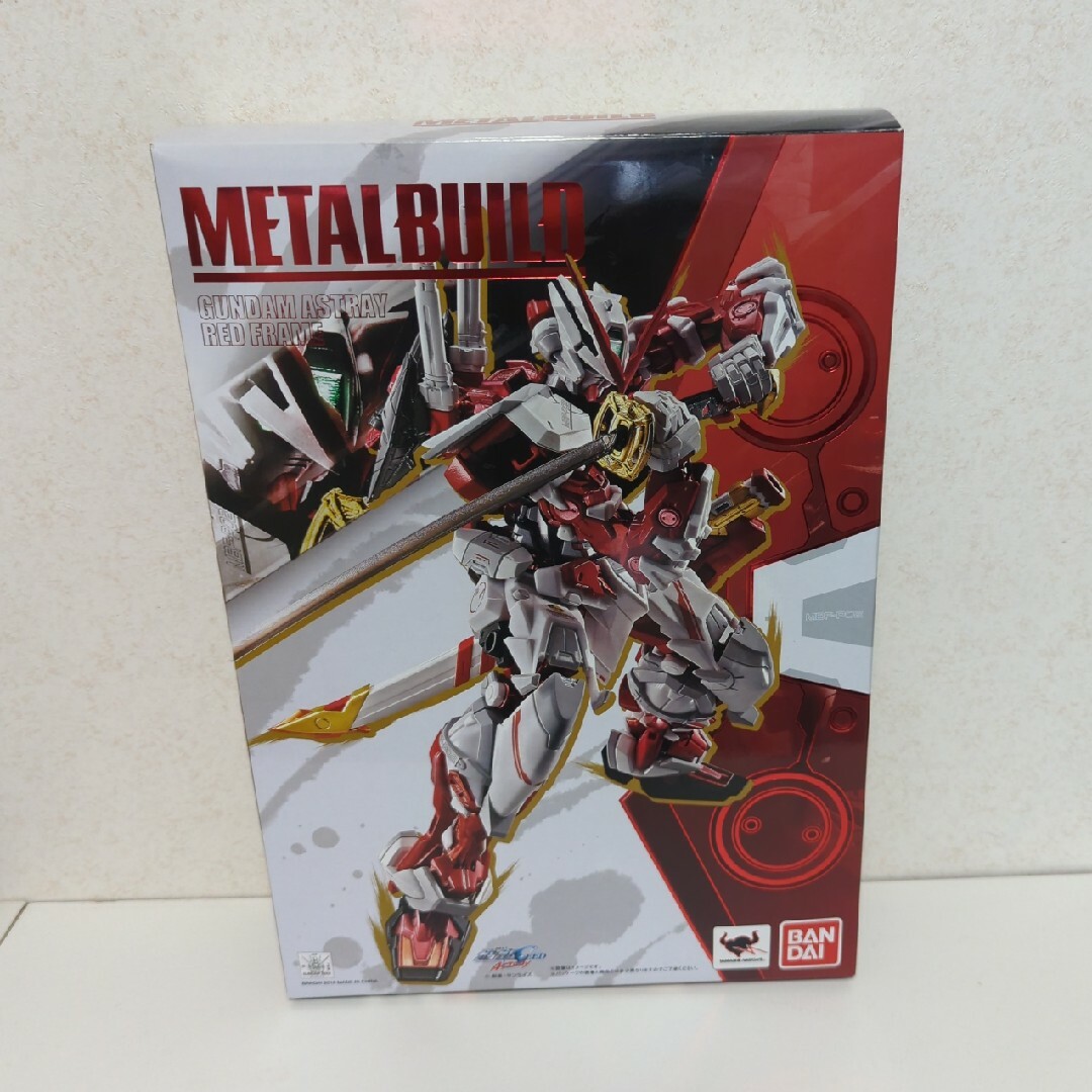 BANDAI(バンダイ)のMETAL BUILD ガンダムアストレイレッドフレーム +他２点 エンタメ/ホビーのフィギュア(アニメ/ゲーム)の商品写真