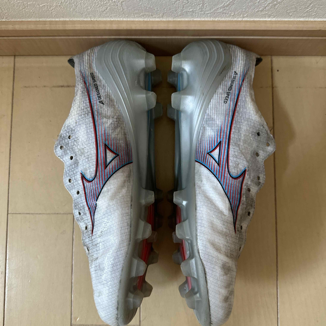 MIZUNO(ミズノ)のミズノアルファ α ELITE  P1GA236209 ホワイト  スポーツ/アウトドアのサッカー/フットサル(シューズ)の商品写真