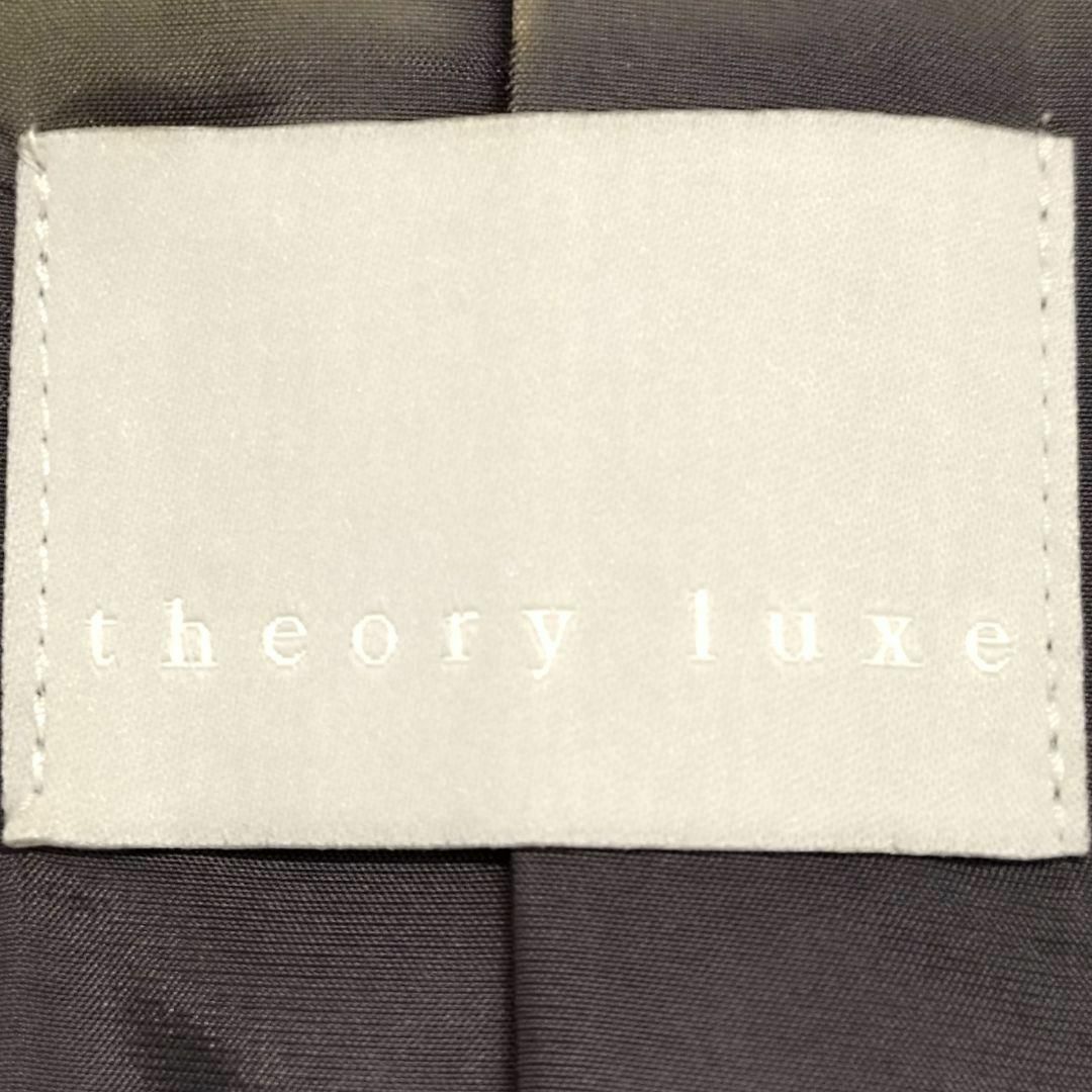 Theory luxe(セオリーリュクス)のセオリーリュクス　スカートスーツ　セットアップ　サイズ38 40 M　L　グレー レディースのフォーマル/ドレス(スーツ)の商品写真