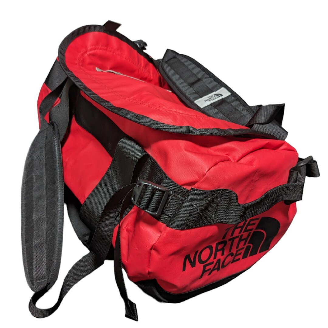 THE NORTH FACE(ザノースフェイス)のノースフェイス BC 30 ダッフルバッグ レッド系 メンズ レディース メンズのバッグ(ボストンバッグ)の商品写真