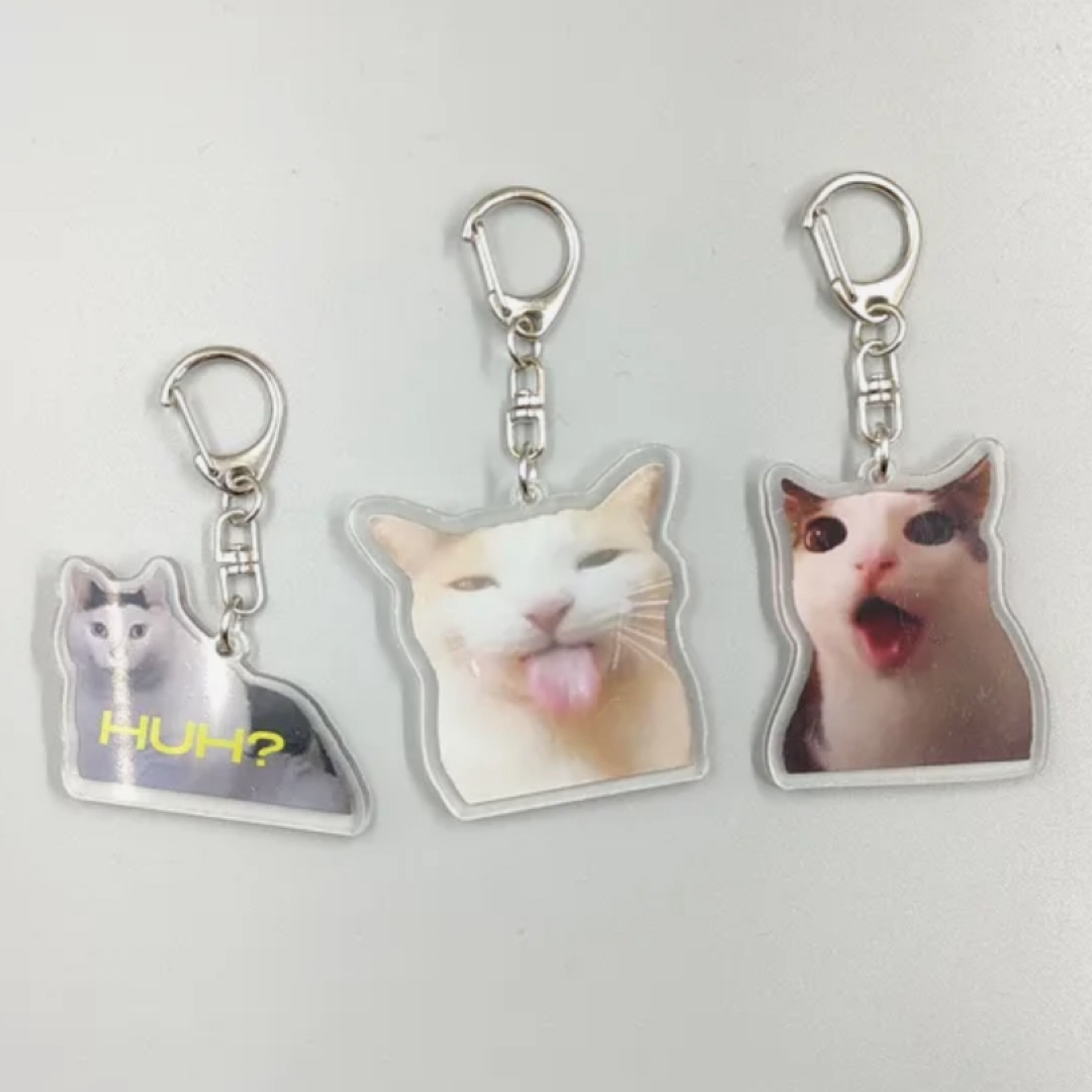 猫ミーム キーホルダー にゃんこ cat エンタメ/ホビーのおもちゃ/ぬいぐるみ(キャラクターグッズ)の商品写真