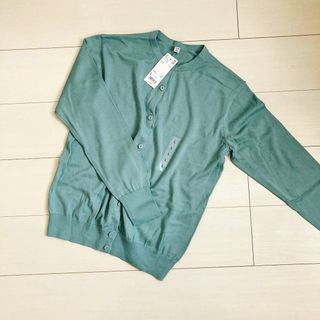 ユニクロ(UNIQLO)のユニクロ　カーディガン　UVカットスーピマコットンクルーネックカーディガン(カーディガン)