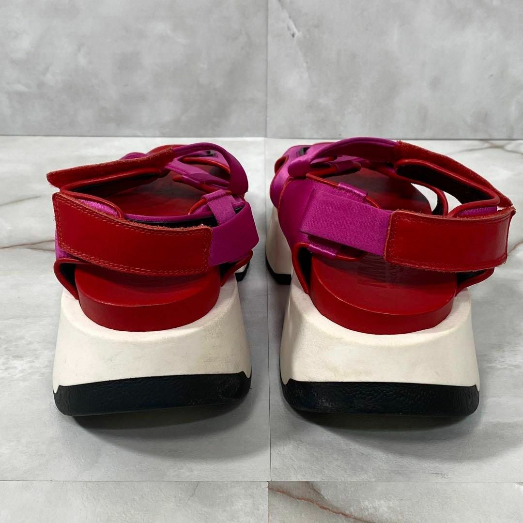MM6(エムエムシックス)のMM6 メゾンマルジェラ　プラットフォームソールサンダル　ピンク×レッド　36 レディースの靴/シューズ(サンダル)の商品写真