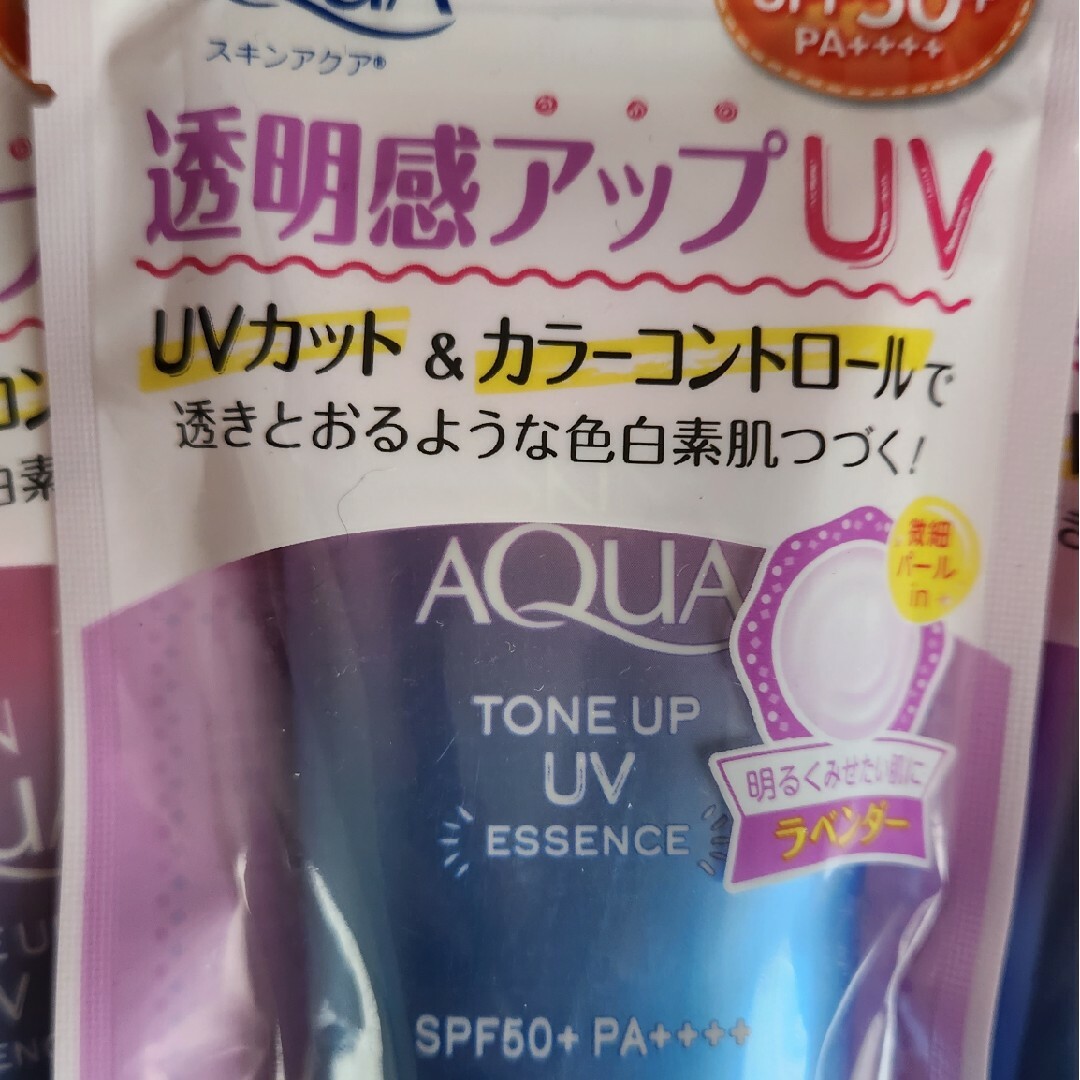 ロート製薬(ロートセイヤク)のスキンアクア トーンアップUVエッセンス 80g コスメ/美容のボディケア(日焼け止め/サンオイル)の商品写真