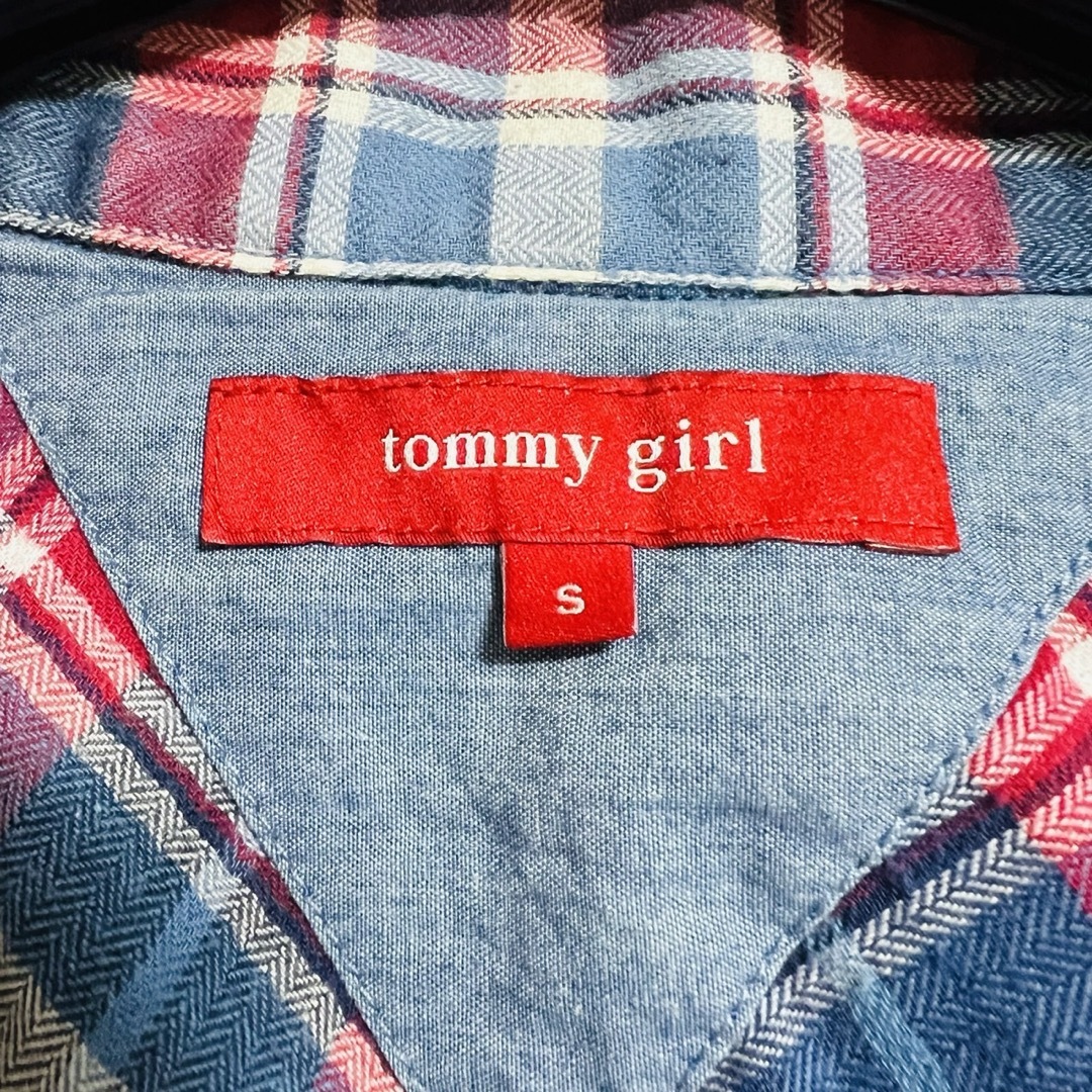 tommy girl(トミーガール)のTommygirl シャツワンピース　レッド系チェック　サイズS レディースのワンピース(ひざ丈ワンピース)の商品写真