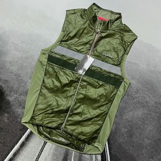 新品 Rapha メンズ ブルベ インサレーティッド ジレ ベスト オリーブ(ウエア)