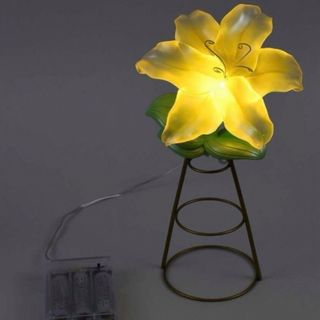 ディズニー(Disney)のディズニーストア ラプンツェル 魔法の花 LED フィギュア ツリートッパー(その他)