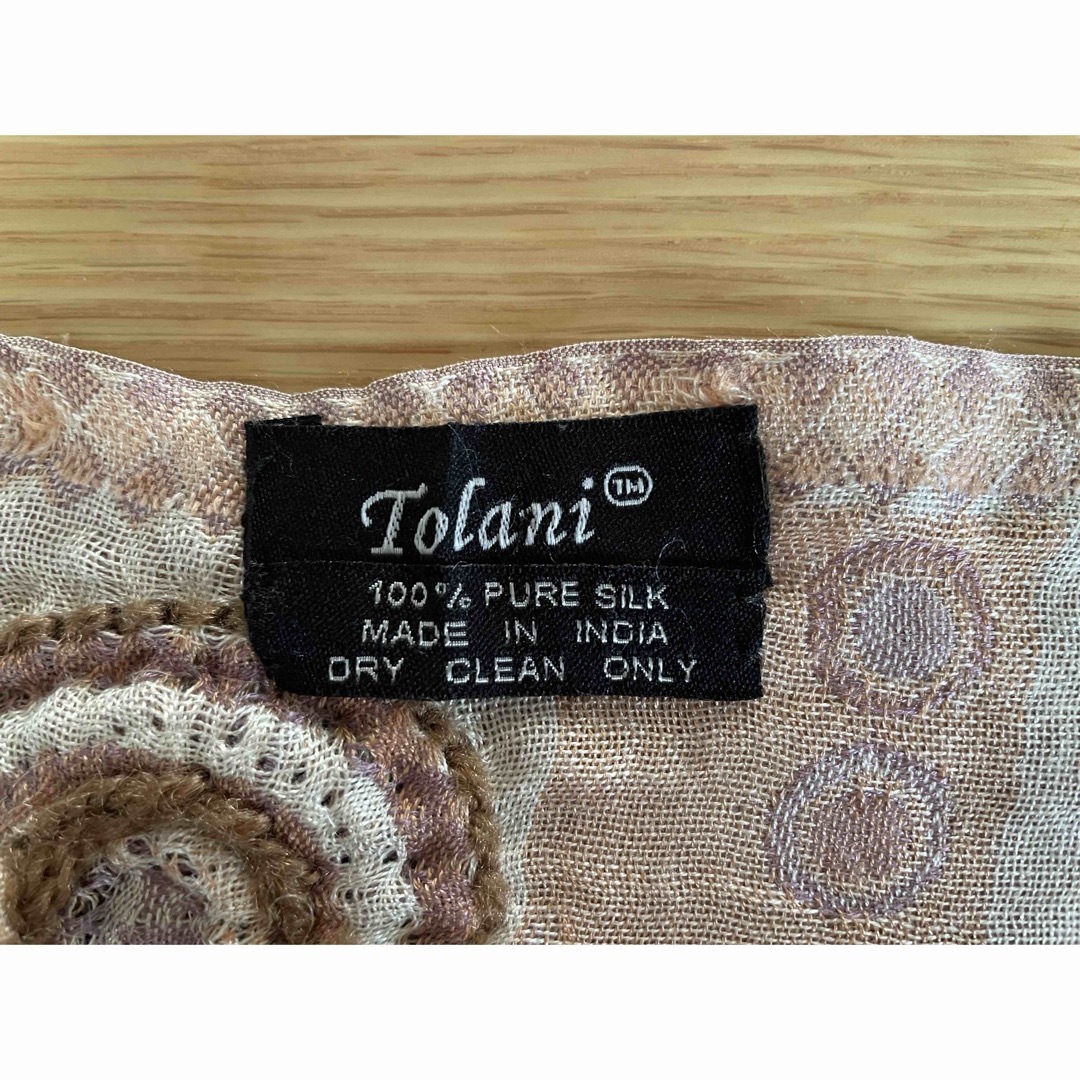 Tolani(トラニ)のTolani ストール　シルク　トラニ レディースのファッション小物(ストール/パシュミナ)の商品写真