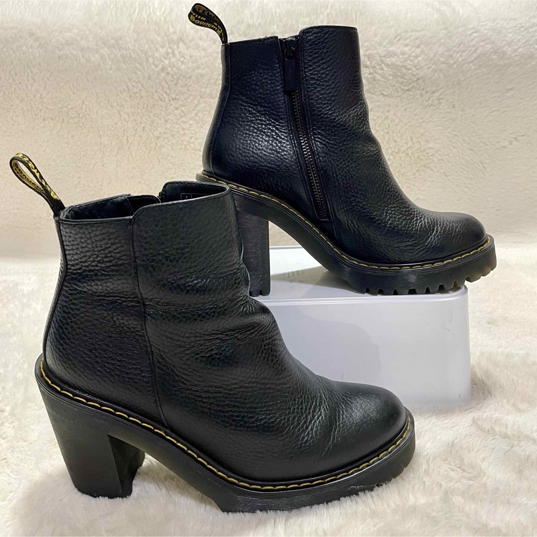 Dr.Martens(ドクターマーチン)のドクターマーチン MAGDALENA シボ革 厚底 ショートブーツ レディースの靴/シューズ(ブーツ)の商品写真