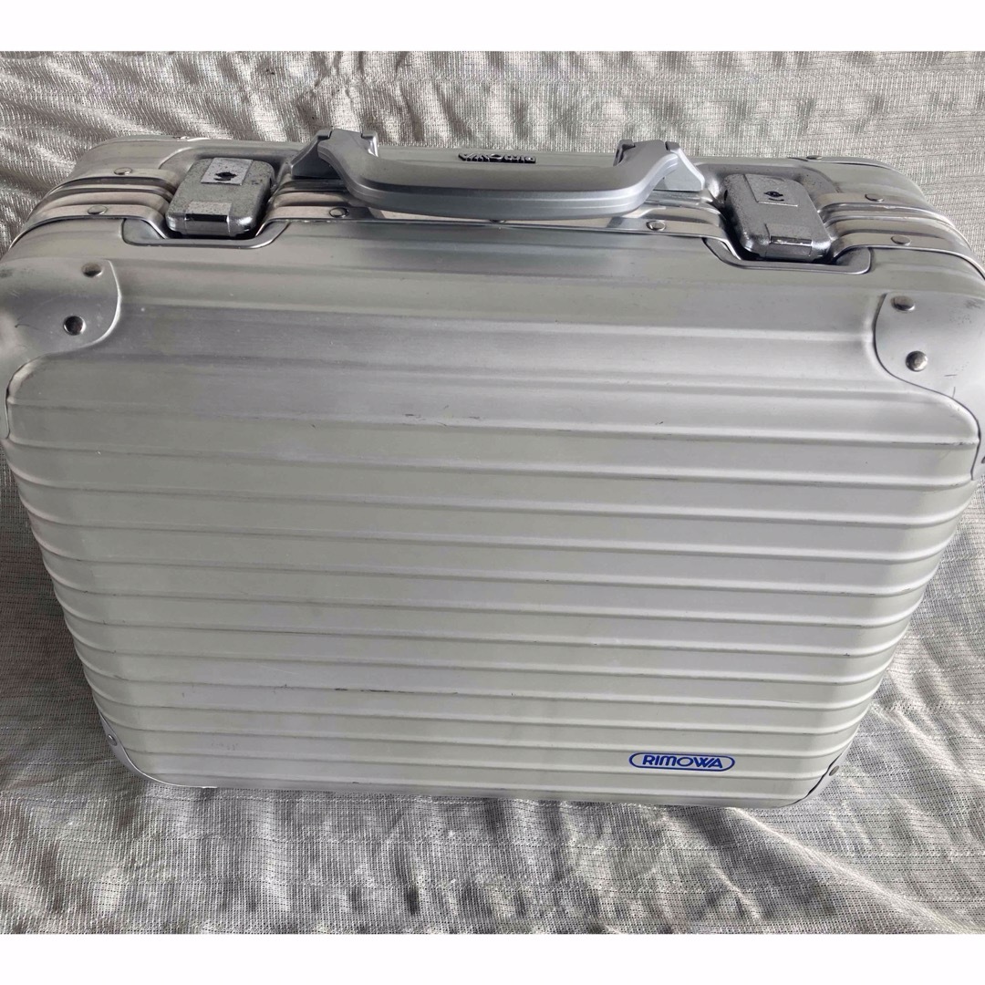 RIMOWA(リモワ)の希少、廃盤リモワ　アルミビンテージトランクの商品です。 メンズのバッグ(トラベルバッグ/スーツケース)の商品写真