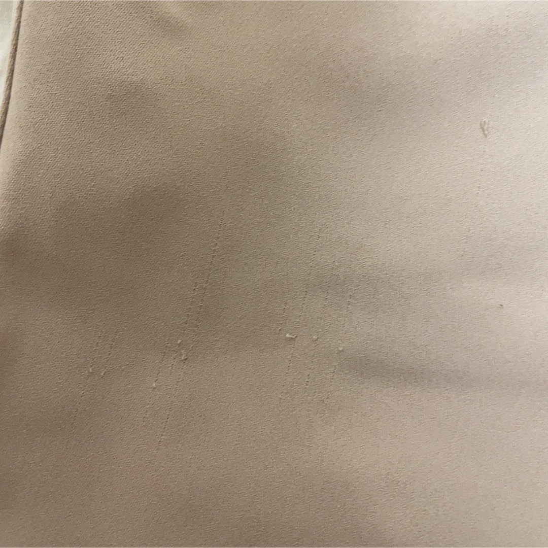 GU(ジーユー)のGU イージーテーパードパンツ　ベージュ　パンツ　M レディースのパンツ(カジュアルパンツ)の商品写真