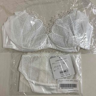 シュットインティメイツ(Chut! INTIMATES)のＣｈｕｔ！　ＩＮＴＩＭＡＴＥＳ 【軽くてﾗｸ】 シアーシュット！ブラ (ブラ&ショーツセット)