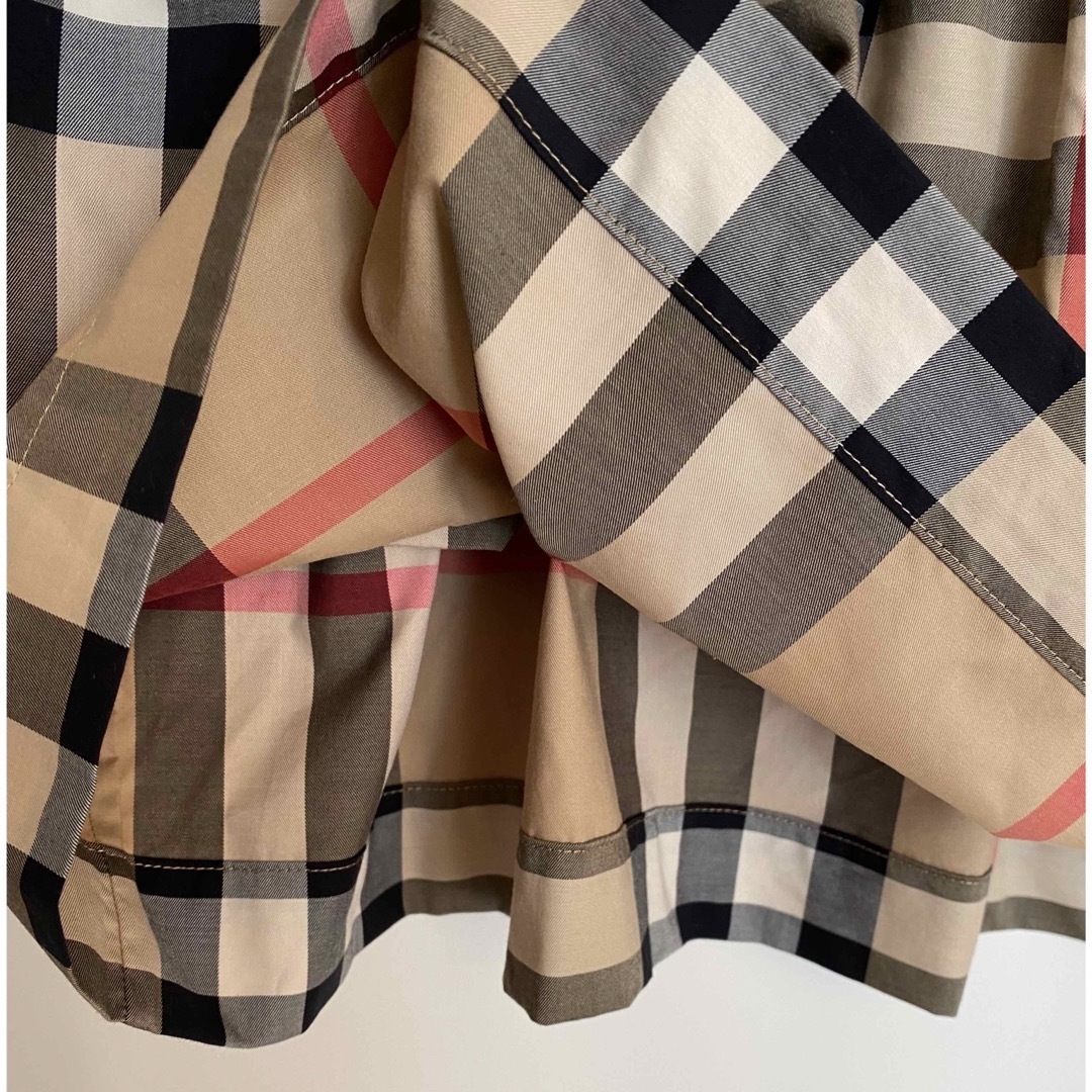 BURBERRY(バーバリー)のバーバリーキッズ☆ワンピース☆size10 キッズ/ベビー/マタニティのキッズ服女の子用(90cm~)(ワンピース)の商品写真