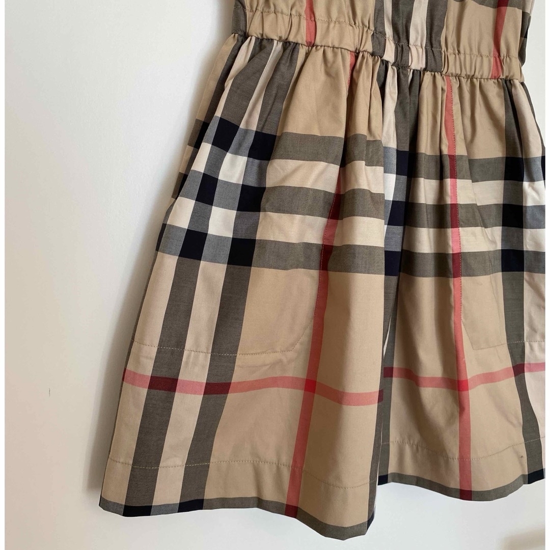 BURBERRY(バーバリー)のバーバリーキッズ☆ワンピース☆size10 キッズ/ベビー/マタニティのキッズ服女の子用(90cm~)(ワンピース)の商品写真