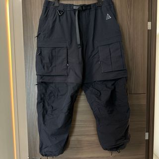 ナイキ(NIKE)のNIKE ナイキ　ACG カーゴパンツ　ブラック(ワークパンツ/カーゴパンツ)