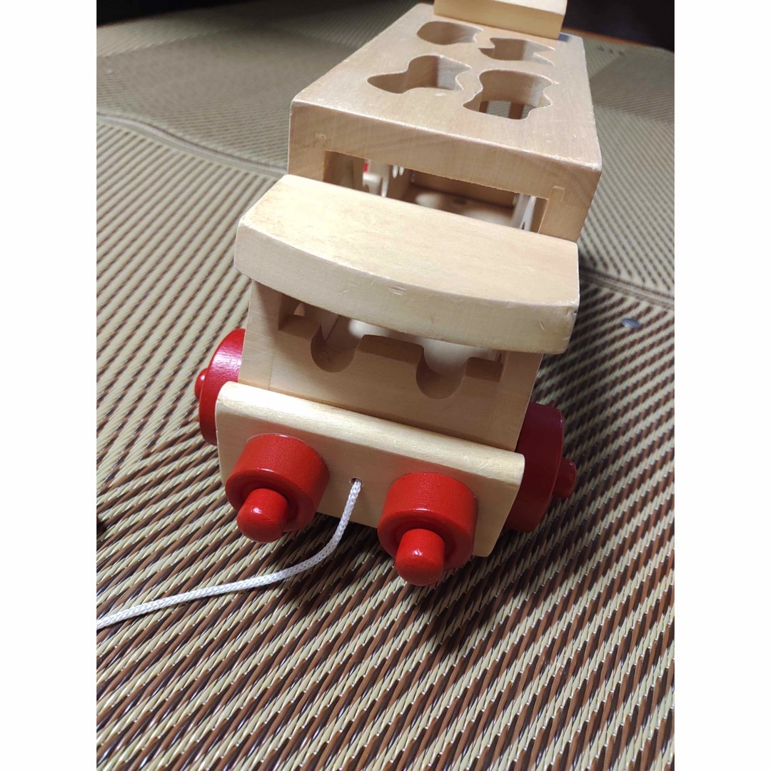 フィッシャープライスのボンゴ・お絵かきボード・動物のトラックのおもちゃ３種 キッズ/ベビー/マタニティのおもちゃ(知育玩具)の商品写真