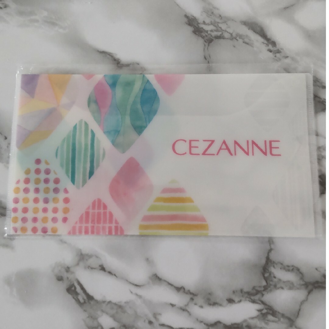 CEZANNE（セザンヌ化粧品）(セザンヌケショウヒン)の新品未開封 セザンヌ マスクケース 非売品 エンタメ/ホビーのコレクション(ノベルティグッズ)の商品写真