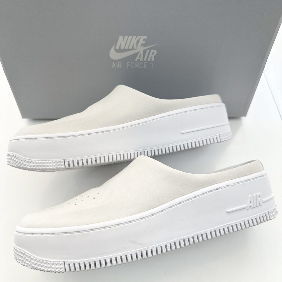 NIKE(ナイキ)のNIKE AF1 LOVER XX ナイキ　エアフォース1 ラバー　新品25cm レディースの靴/シューズ(スニーカー)の商品写真