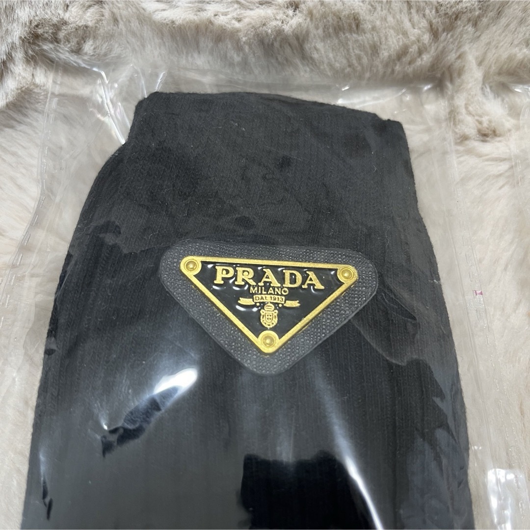 PRADA(プラダ)のPRADA ノベルティ　靴下　新品 レディースのレッグウェア(ソックス)の商品写真