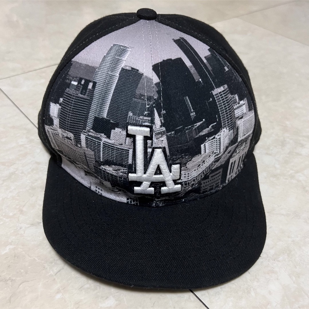 NEW ERA(ニューエラー)のニューエラ 正規品 LA ドジャース 黒 ブラック キャップ 帽子 大きめサイズ メンズの帽子(キャップ)の商品写真