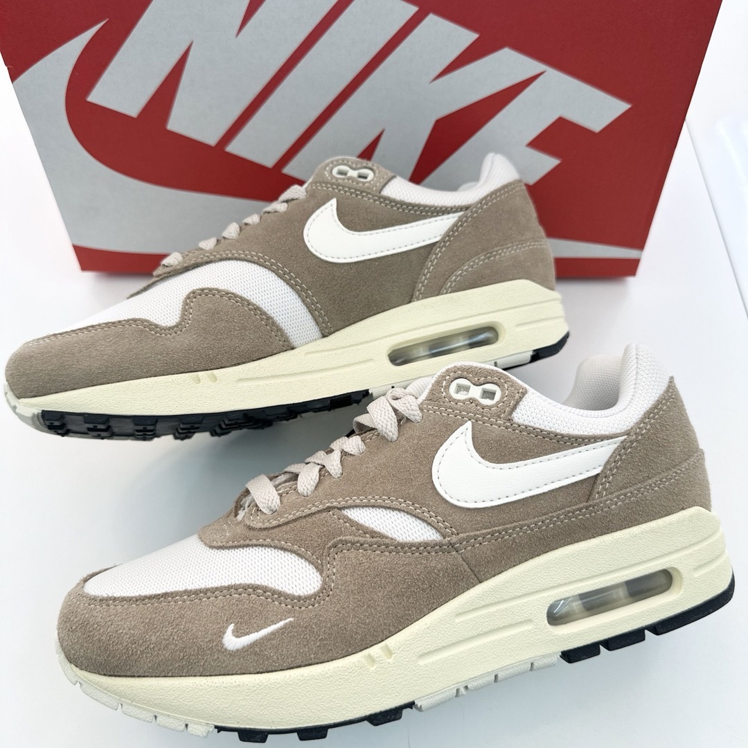 NIKE(ナイキ)のナイキ　エアマックス1 87 SE ハングル　AIRMAX1  新品　25cm レディースの靴/シューズ(スニーカー)の商品写真