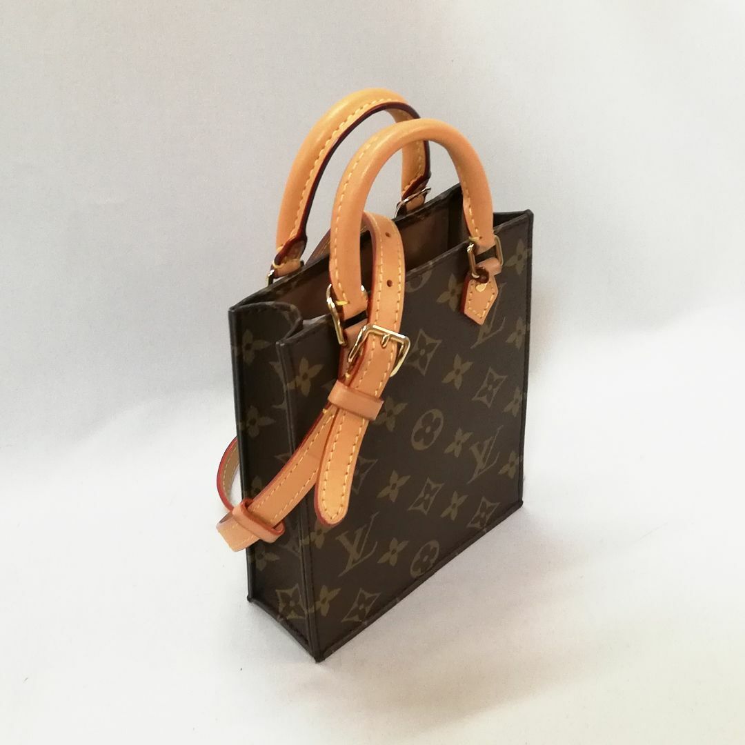 LOUIS VUITTON(ルイヴィトン)の【美品級】ルイ・ヴィトン（モノグラム）プティットサックプラ　ミニショルダートート レディースのバッグ(ハンドバッグ)の商品写真