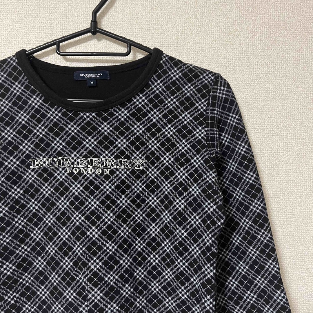 BURBERRY(バーバリー)の【美品】Burberry London  バーバリーロンドン　長袖　ブラック　M レディースのトップス(カットソー(長袖/七分))の商品写真