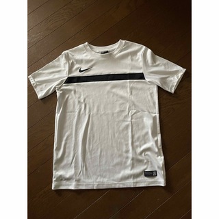 ナイキ(NIKE)の【NIKE カッコいい♡サッカーTシャツ size .kids  L】白に黒ロゴ(ウェア)