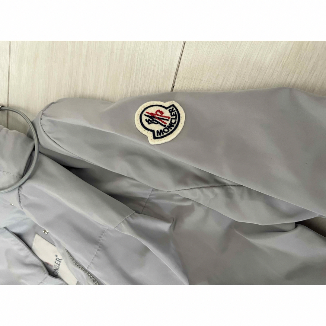 MONCLER(モンクレール)の美品♡モンクレール　スプリングコート レディースのジャケット/アウター(スプリングコート)の商品写真