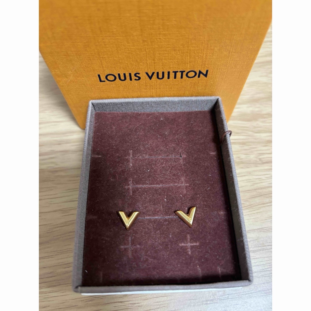 LOUIS VUITTON(ルイヴィトン)の【美品】　LOUIS VUITTON エッセンシャルV レディースのアクセサリー(ピアス)の商品写真