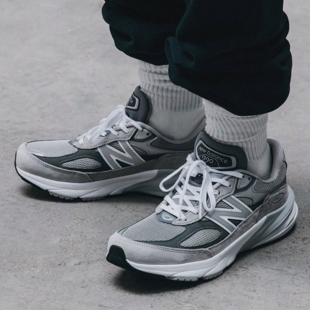 New Balance(ニューバランス)のnew balance 990 v6 グレー m990 gl6 bk6 28cm メンズの靴/シューズ(スニーカー)の商品写真