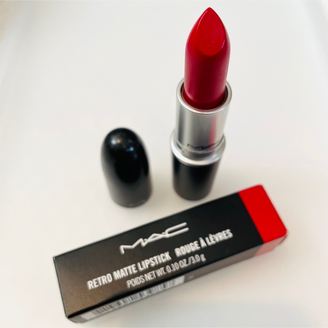 MAC(マック)のMAC リップスティック 709 Ruby Woo Tokyo コスメ/美容のベースメイク/化粧品(口紅)の商品写真