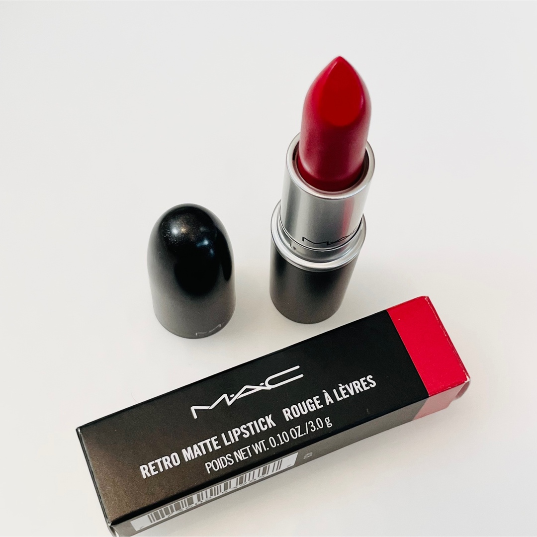 MAC(マック)のMAC リップスティック 709 Ruby Woo Tokyo コスメ/美容のベースメイク/化粧品(口紅)の商品写真