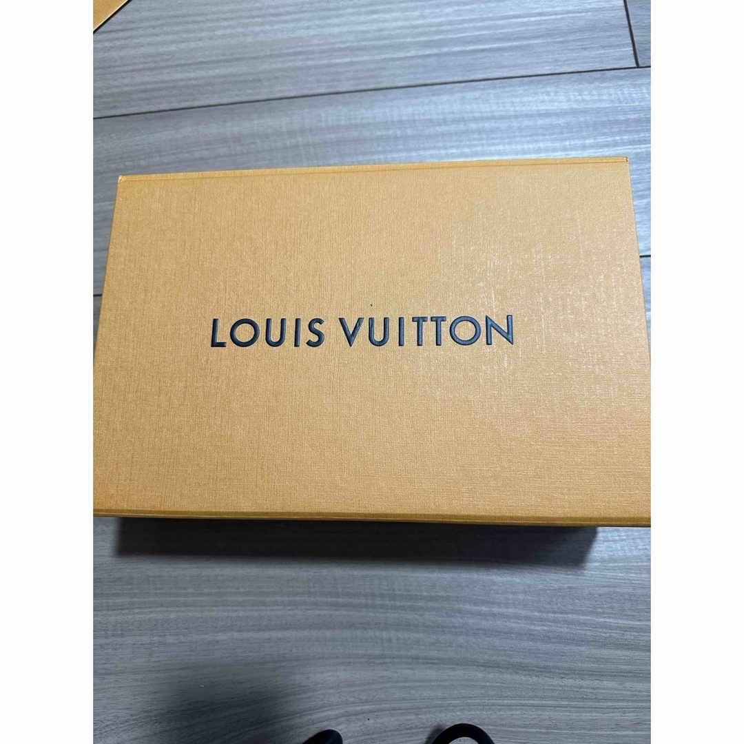 LOUIS VUITTON(ルイヴィトン)のLOUIS VUITTO プティットサックプラ アンプラント レディースのバッグ(ショルダーバッグ)の商品写真