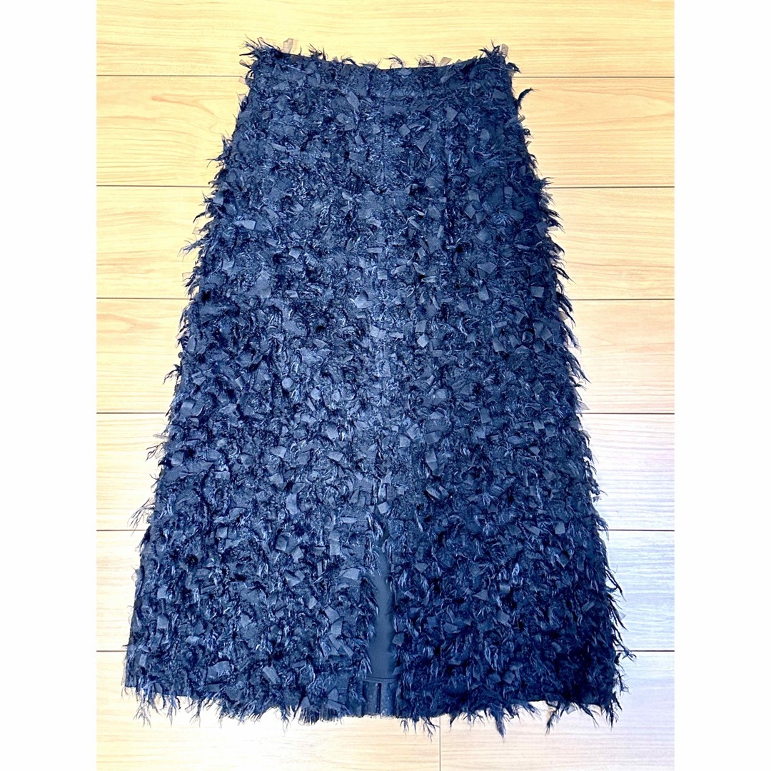ほたる様専用SHE Tokyo  Vivienne feather  black レディースのスカート(ロングスカート)の商品写真