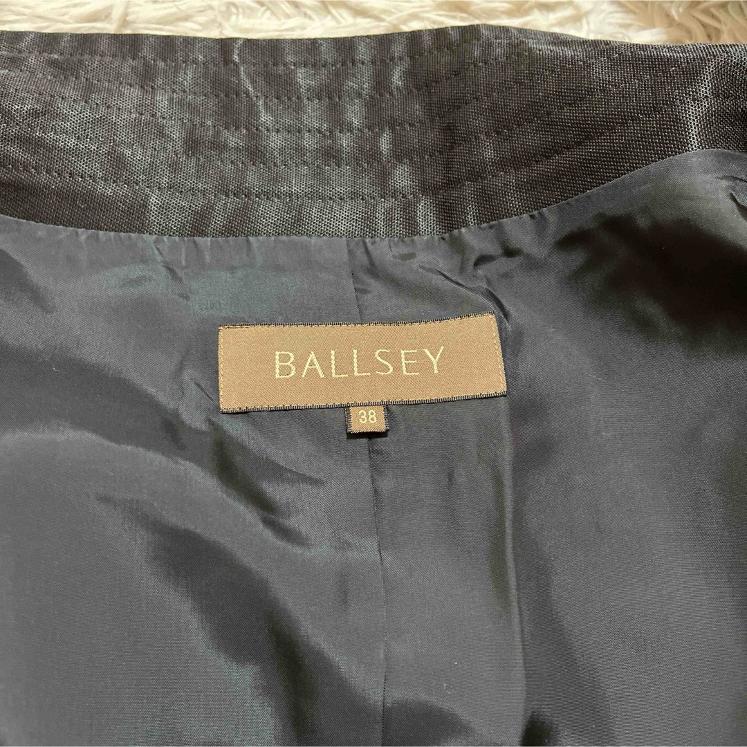 Ballsey(ボールジィ)のボールジィ　トゥモローランド  ブラック　サイズ38  ９分袖　ロングコート レディースのジャケット/アウター(スプリングコート)の商品写真