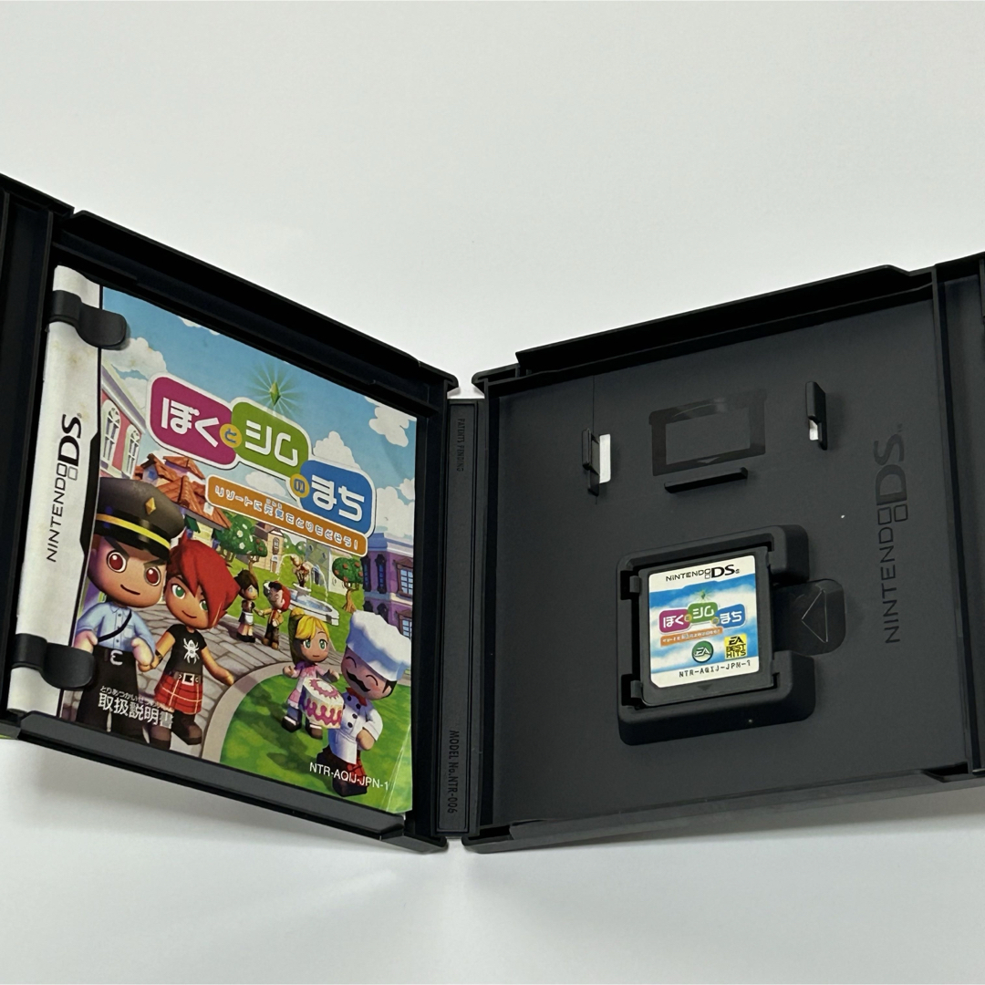 ニンテンドーDS(ニンテンドーDS)の任天堂 DS ソフト ぼくとシムのまち エンタメ/ホビーのゲームソフト/ゲーム機本体(携帯用ゲームソフト)の商品写真
