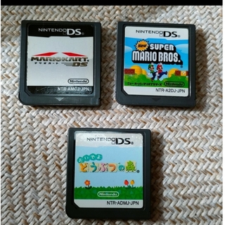 マリオカート DS 、Newスーパーマリオブラザーズ　どうぶつの森 　３枚セット(携帯用ゲームソフト)