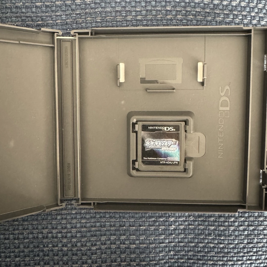 任天堂(ニンテンドウ)のポケモン ダイヤモンド DS エンタメ/ホビーのゲームソフト/ゲーム機本体(携帯用ゲームソフト)の商品写真