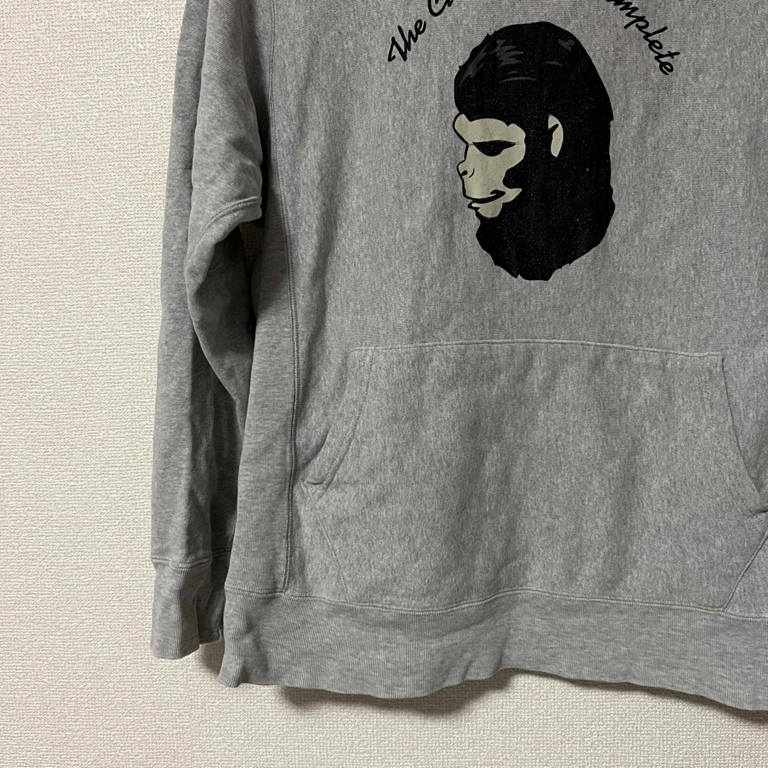 A BATHING APE(アベイシングエイプ)のA BATHING  APE アベイシングエイプ　パーカー　センターロゴ メンズのトップス(パーカー)の商品写真