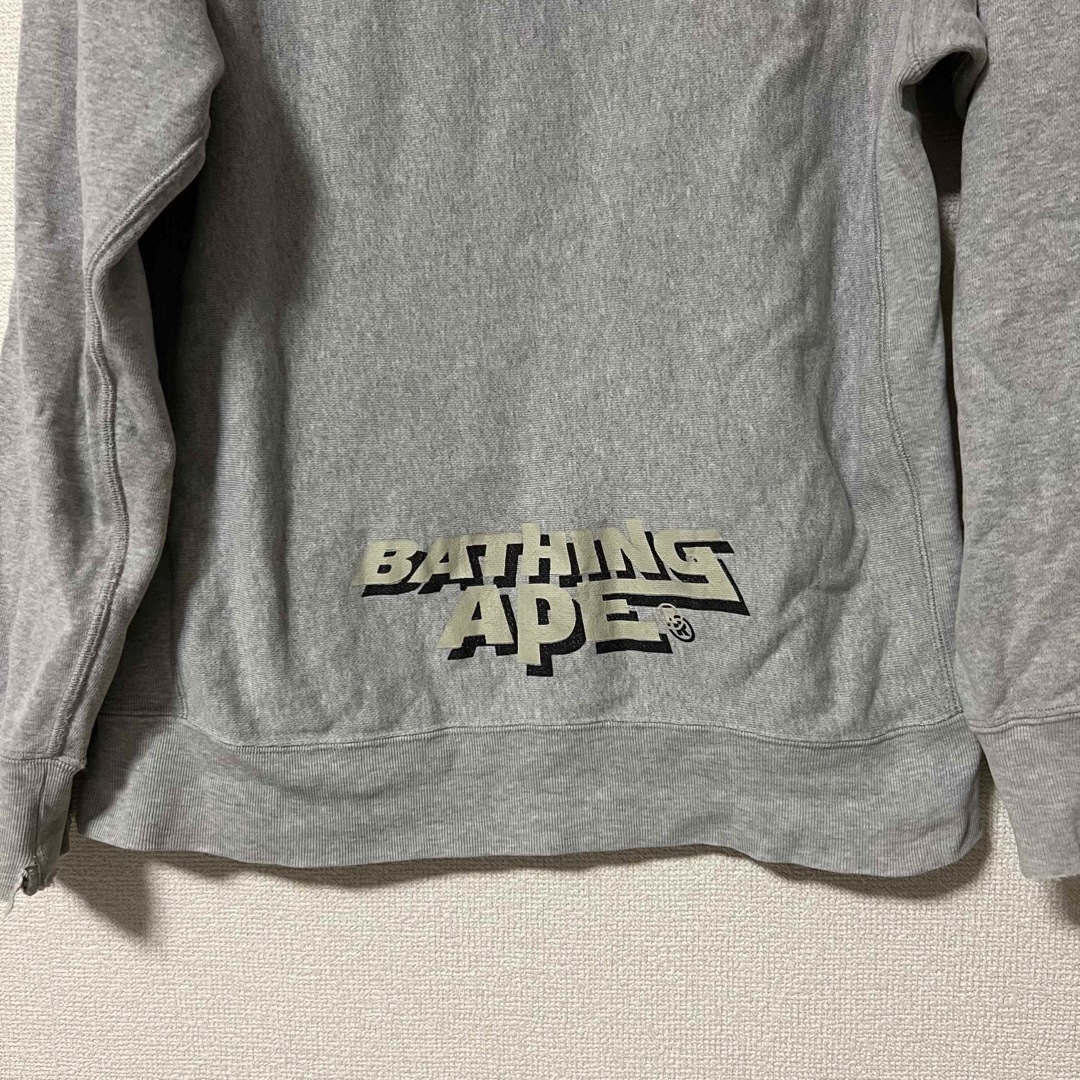 A BATHING APE(アベイシングエイプ)のA BATHING  APE アベイシングエイプ　パーカー　センターロゴ メンズのトップス(パーカー)の商品写真