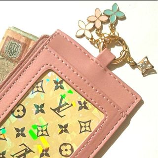 ルイヴィトン(LOUIS VUITTON)の⭐ミニ財布パスケース　LOUIS VUITTON　モノグラムトランプ１枚　財布㉚(パスケース/IDカードホルダー)