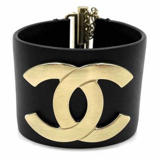 シャネル(CHANEL)のCHANEL シャネル バングル ブレスレット ココマーク アクセサリー ココ GP  レザー   B18C ブラック 黒 ゴールド金具 レディース 約56.1g 美品 2018年【中古品】(ブレスレット/バングル)