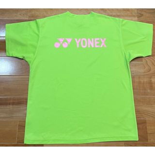 ヨネックス(YONEX)のヨネックス　半袖シャツ　Mサイズ　美品(バドミントン)