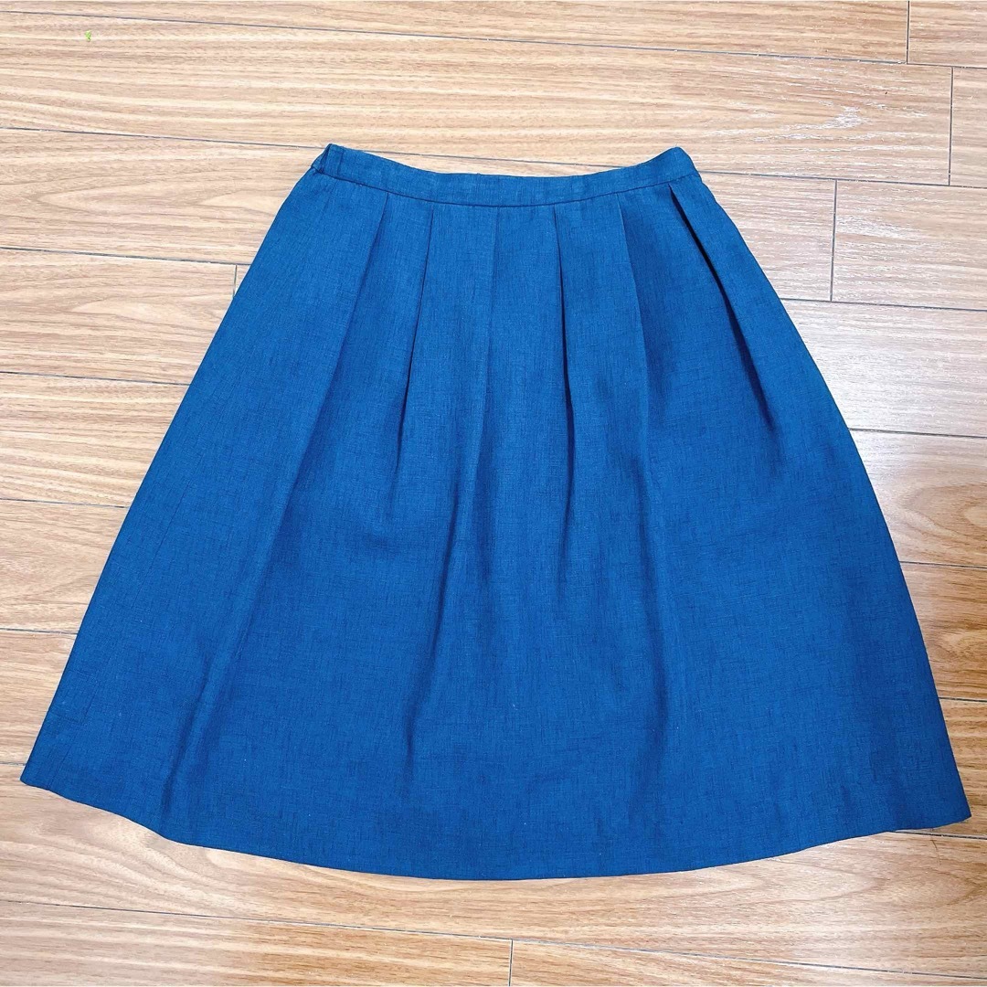 ViS(ヴィス)のフレアスカート　レディース　紺　ネイビー　オフィス　フォーマル　入学式　ビジネス レディースのスカート(ひざ丈スカート)の商品写真
