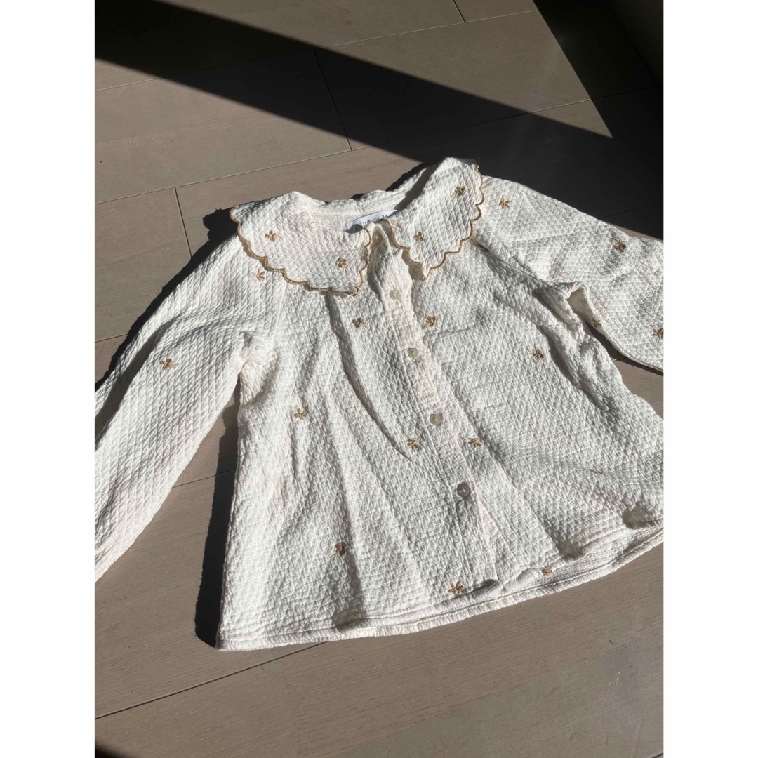 ZARA KIDS(ザラキッズ)の【美品】ZARA ブラウス　104 キッズ/ベビー/マタニティのキッズ服女の子用(90cm~)(ブラウス)の商品写真